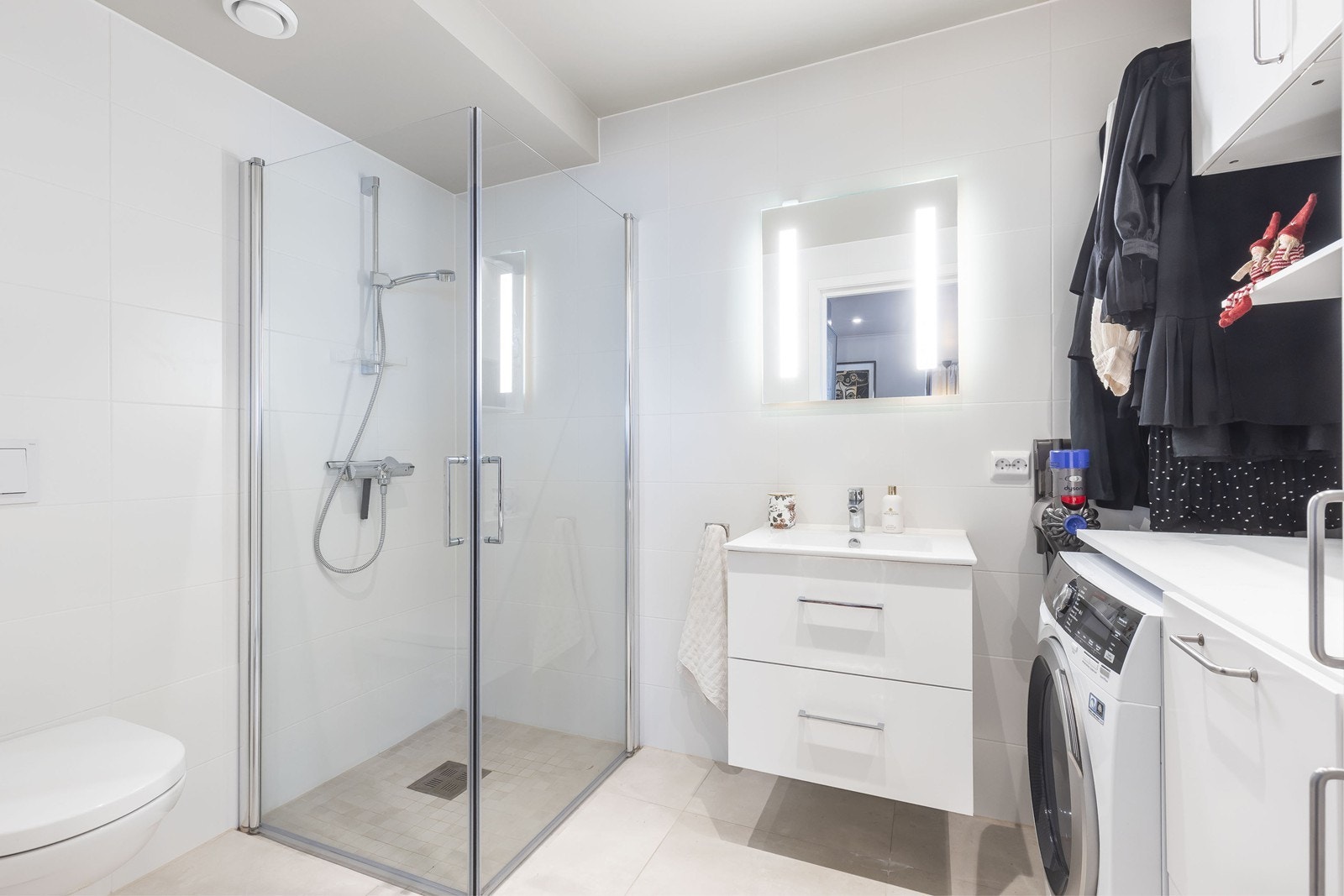 Praktisk bad/vaskerom Galleribilde