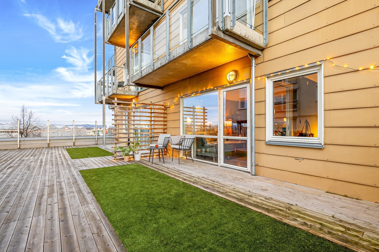 Leiligheten ligger i et svært attraktivt område med "alt" man trenger i nærheten. Galleribilde