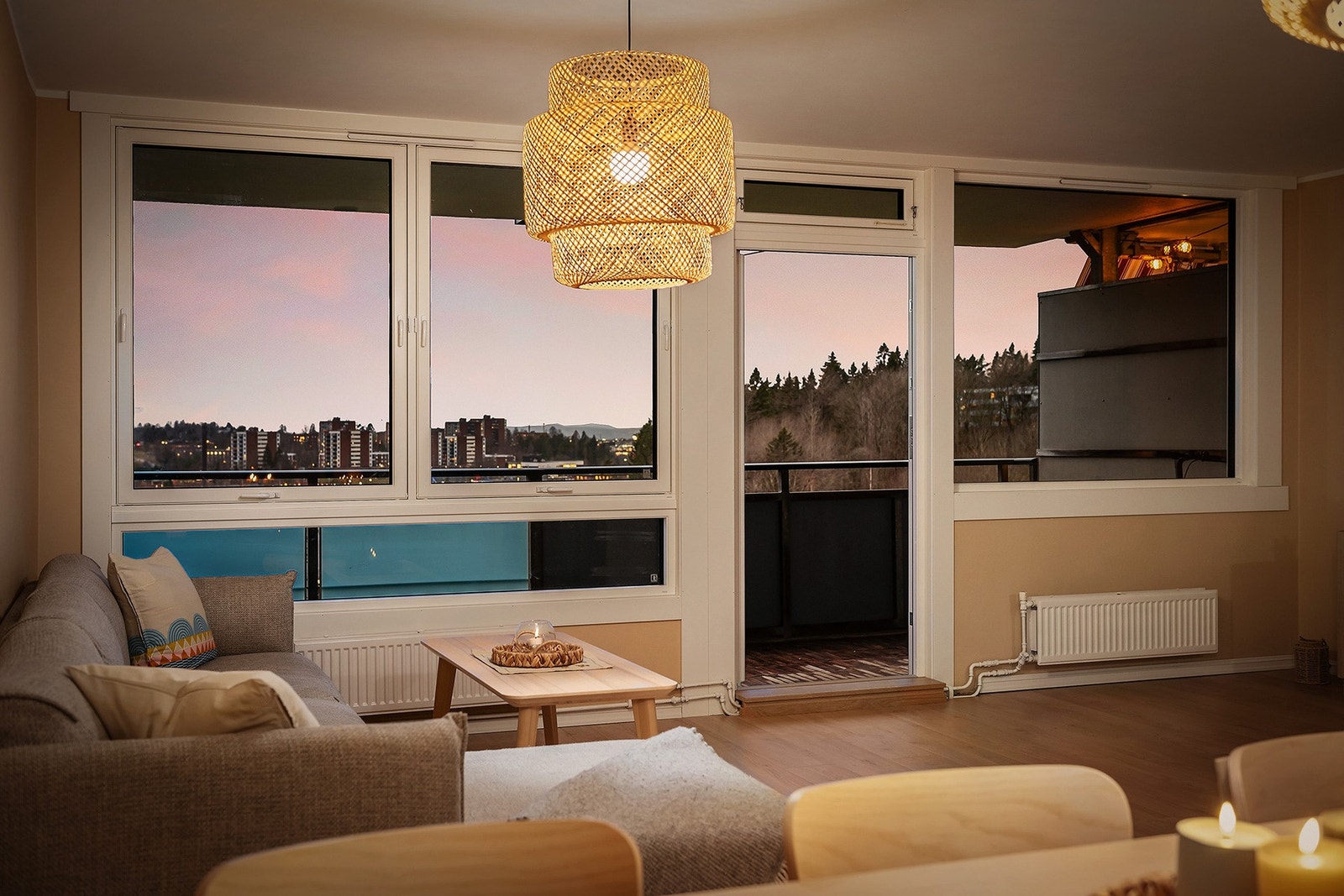 Videre inn igjen. Galleribilde