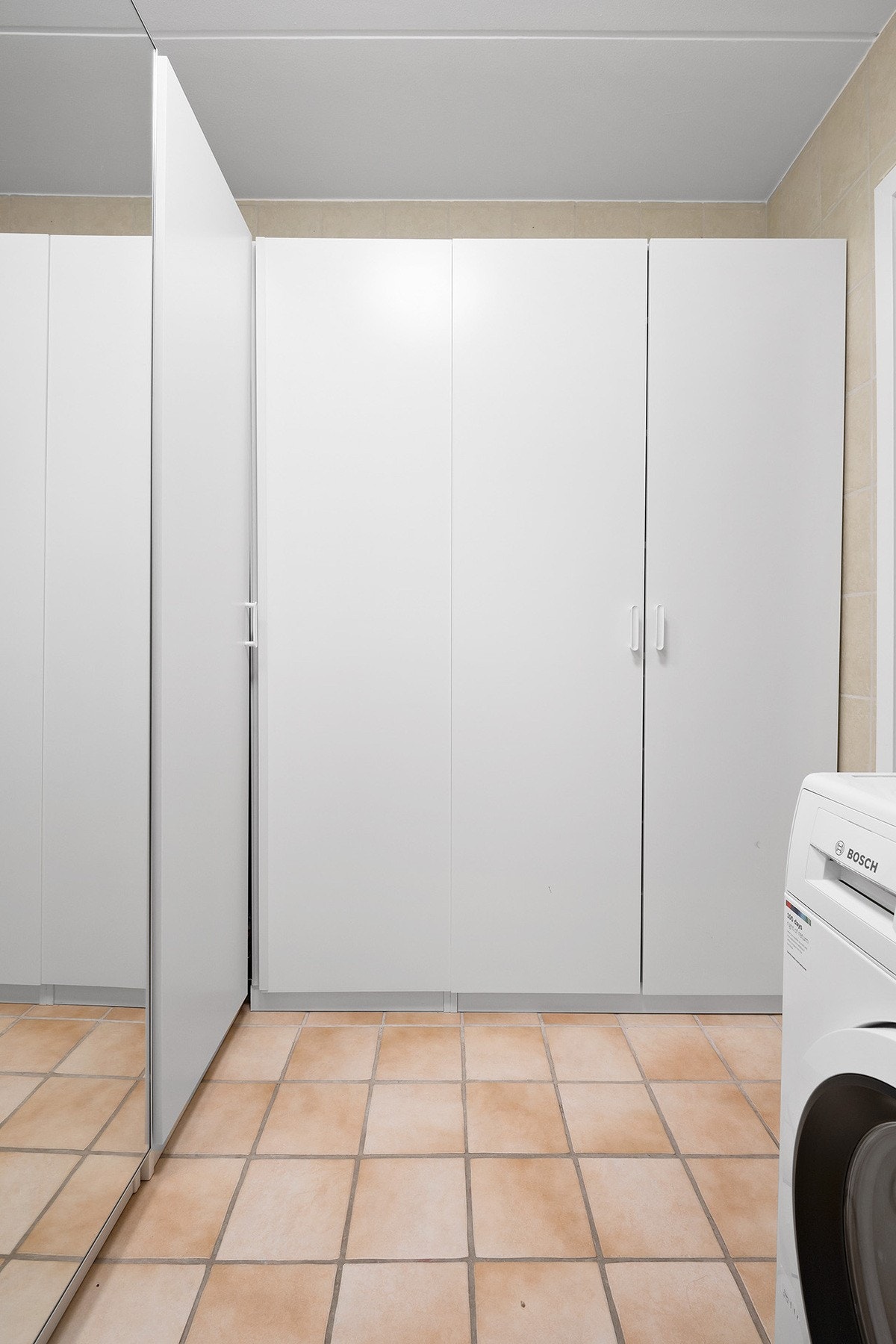 Meget praktisk og separat vaskerom. Galleribilde