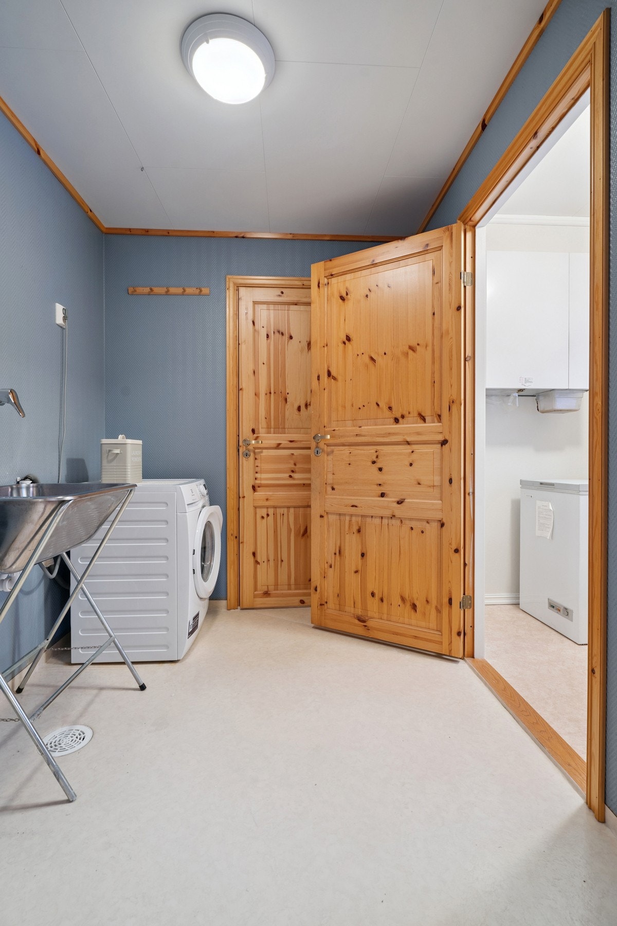 Vaskerom. Galleribilde