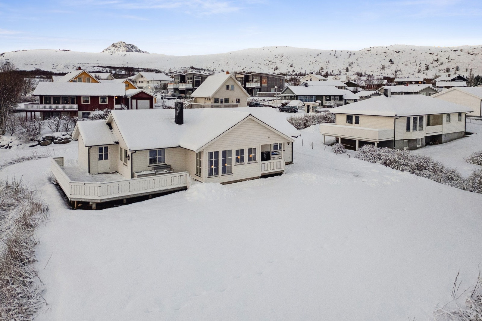 Rett i nærheten finner du det populære turområdet Haugheia. Galleribilde