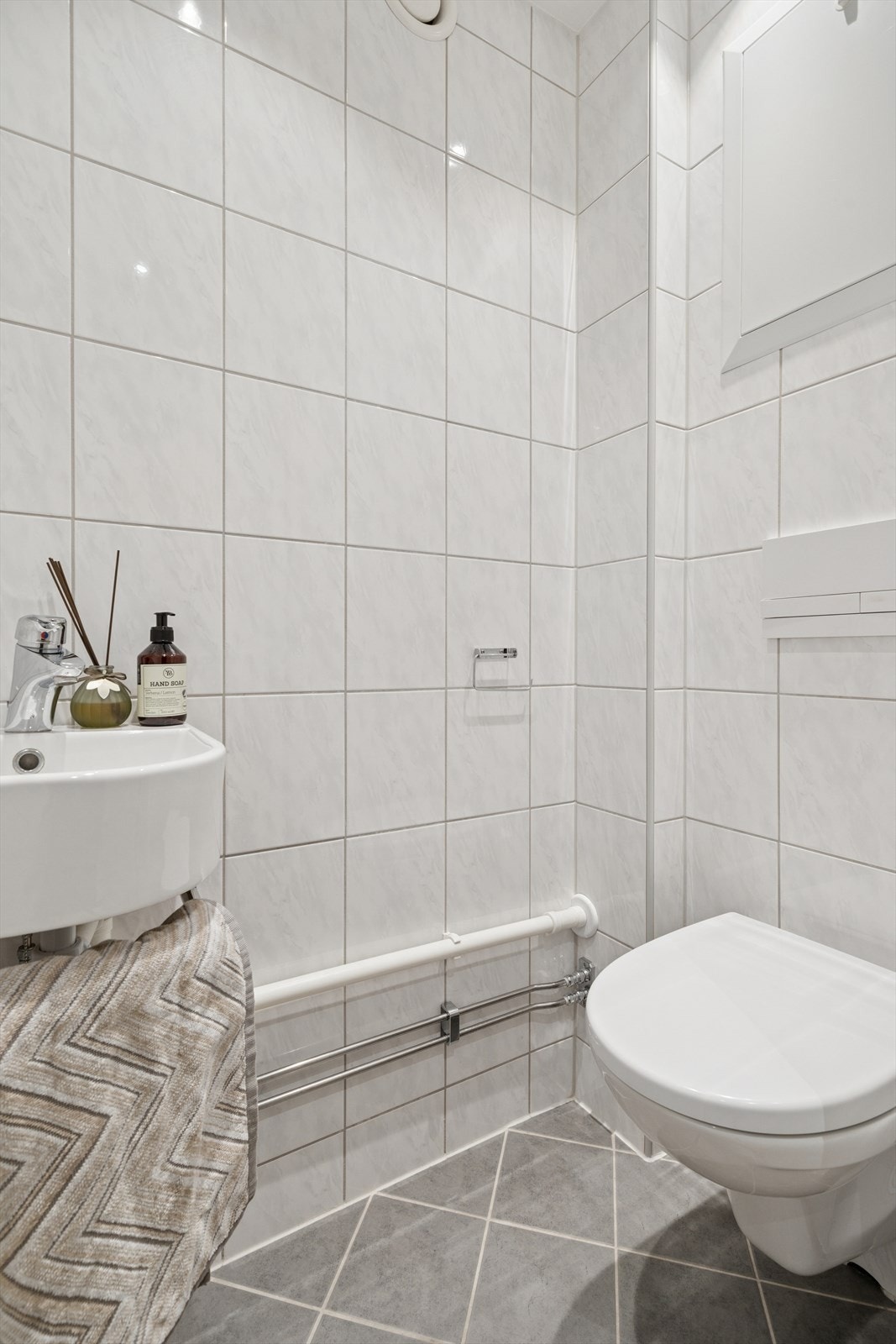 Separat WC fra 2013, oppgradert i regi av borettslaget. Galleribilde