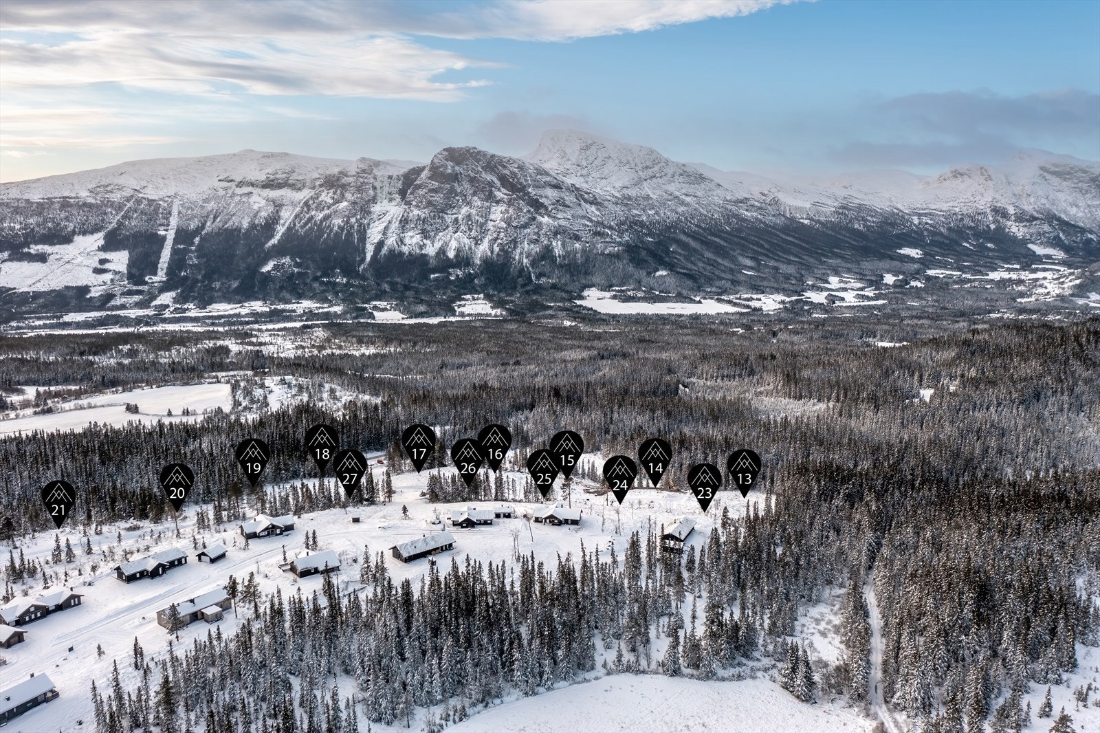 Tomtene selges med infrastruktur til tomtegrense. Galleribilde