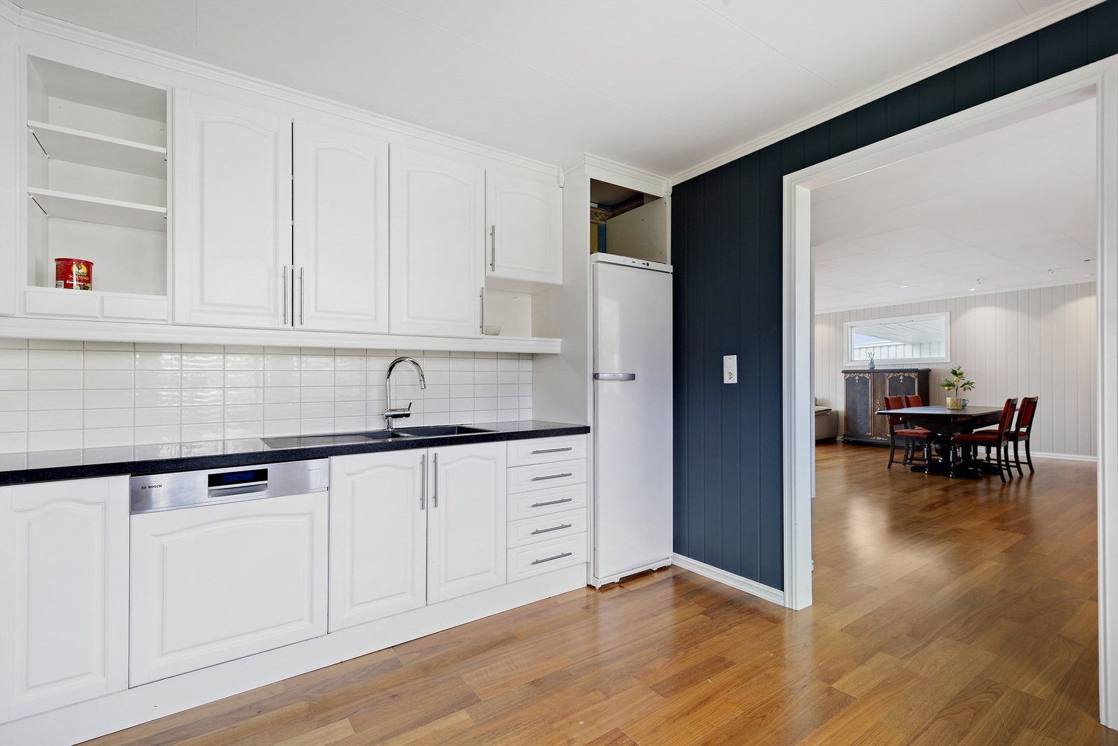 Integrerte og frittstående hvitevarer Galleribilde