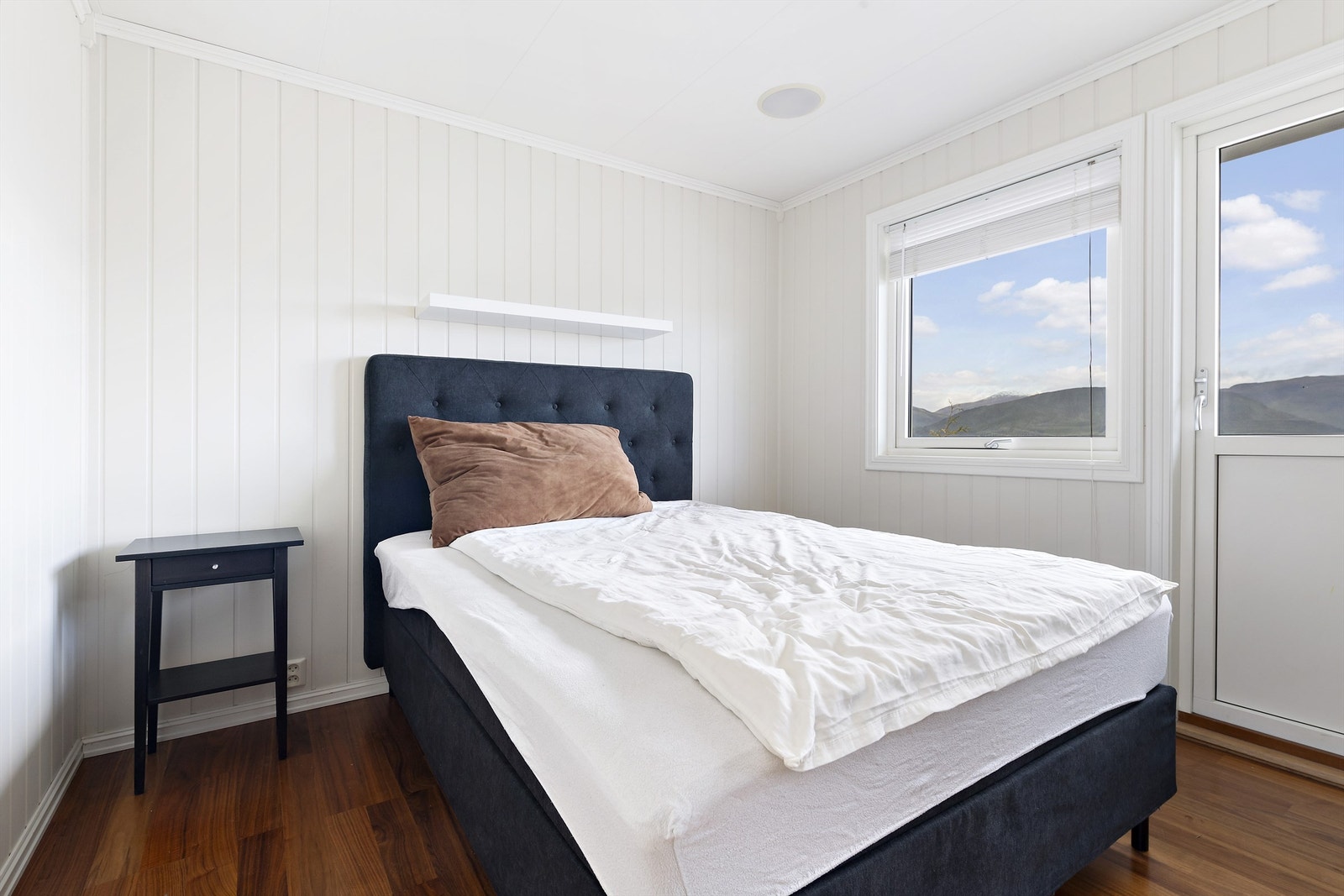 Soverom i 1. etasje Galleribilde