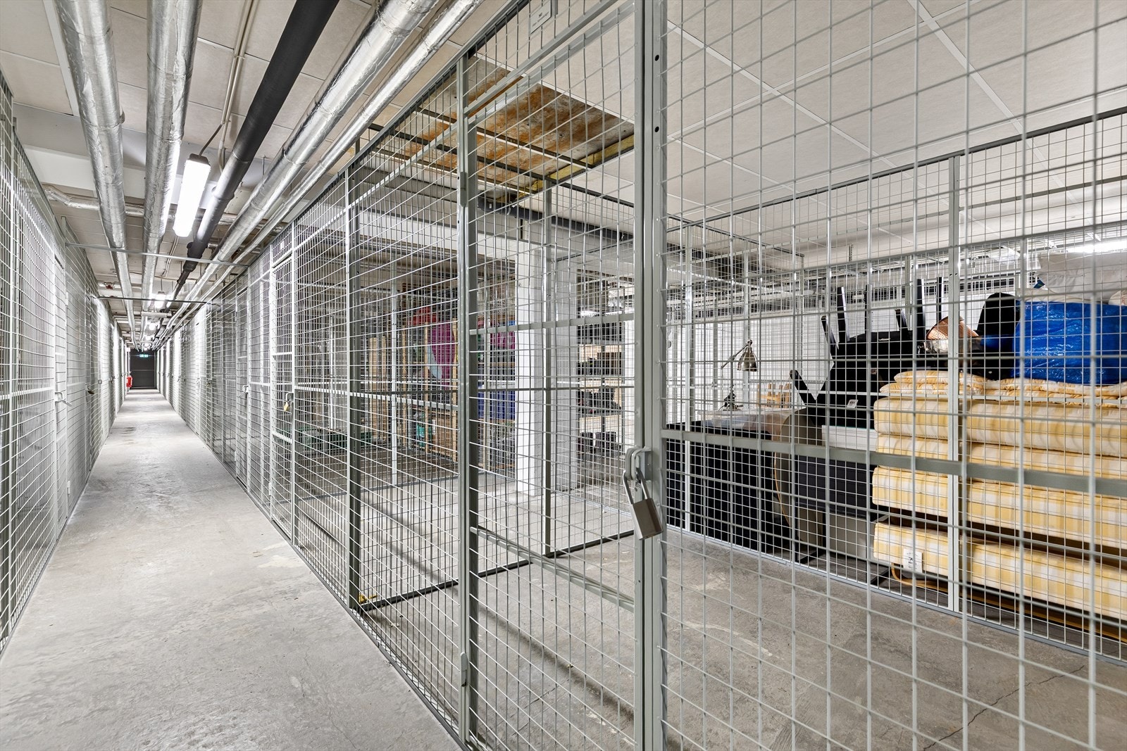 Leiligheten disponerer en bod i fellesareal Galleribilde