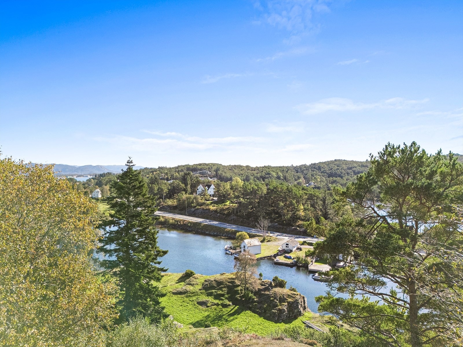 Flott utsiktstomt Galleribilde