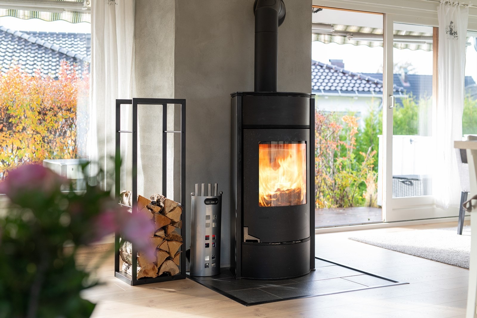 Peisovn som gir lun og god varme på kalde dager. Galleribilde