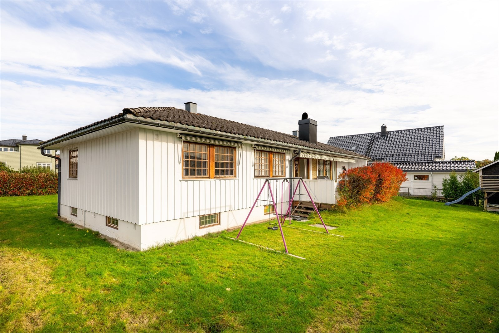 Innholdsrik og oppgradert familieboligen som ligger i et populært og barnevennlig boligområde. Galleribilde