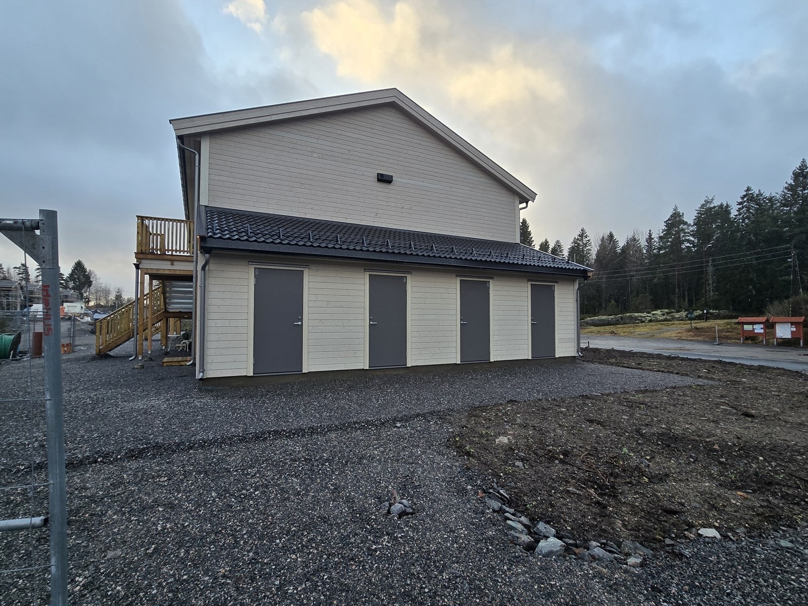 Uteboder Galleribilde