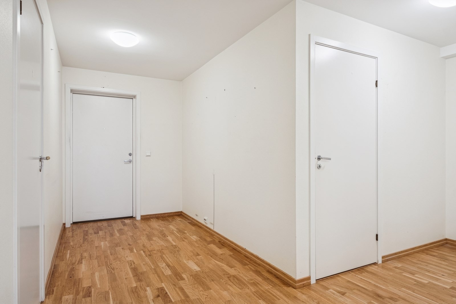 Gangen gir et ryddig og godt førsteinntrykk ved ankomst Galleribilde