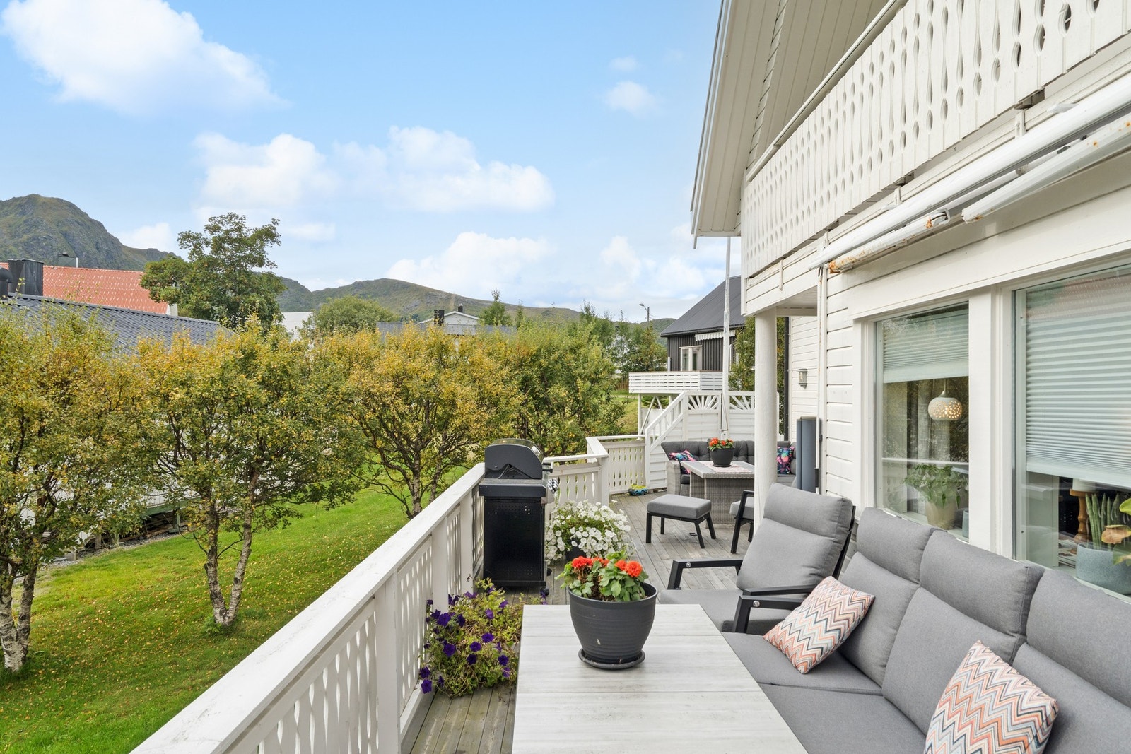 På verandaen kan dere nyte fine dager. Galleribilde