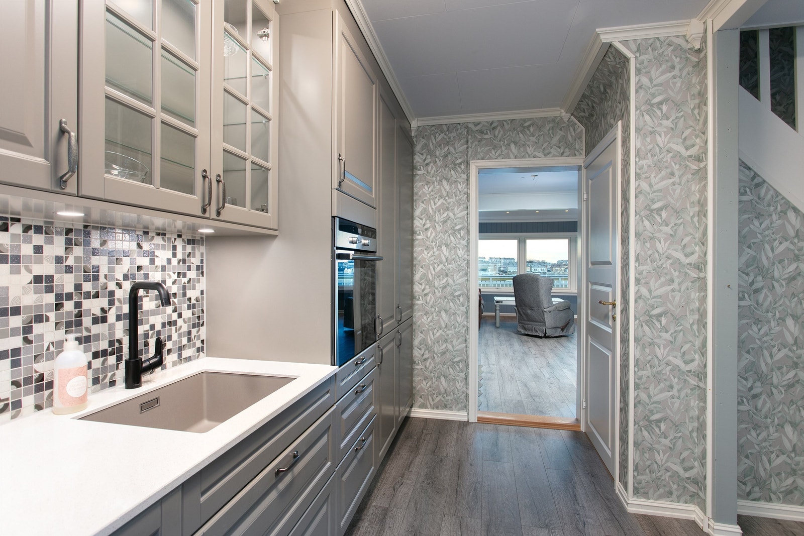 Fra kjøkken mot stue Galleribilde