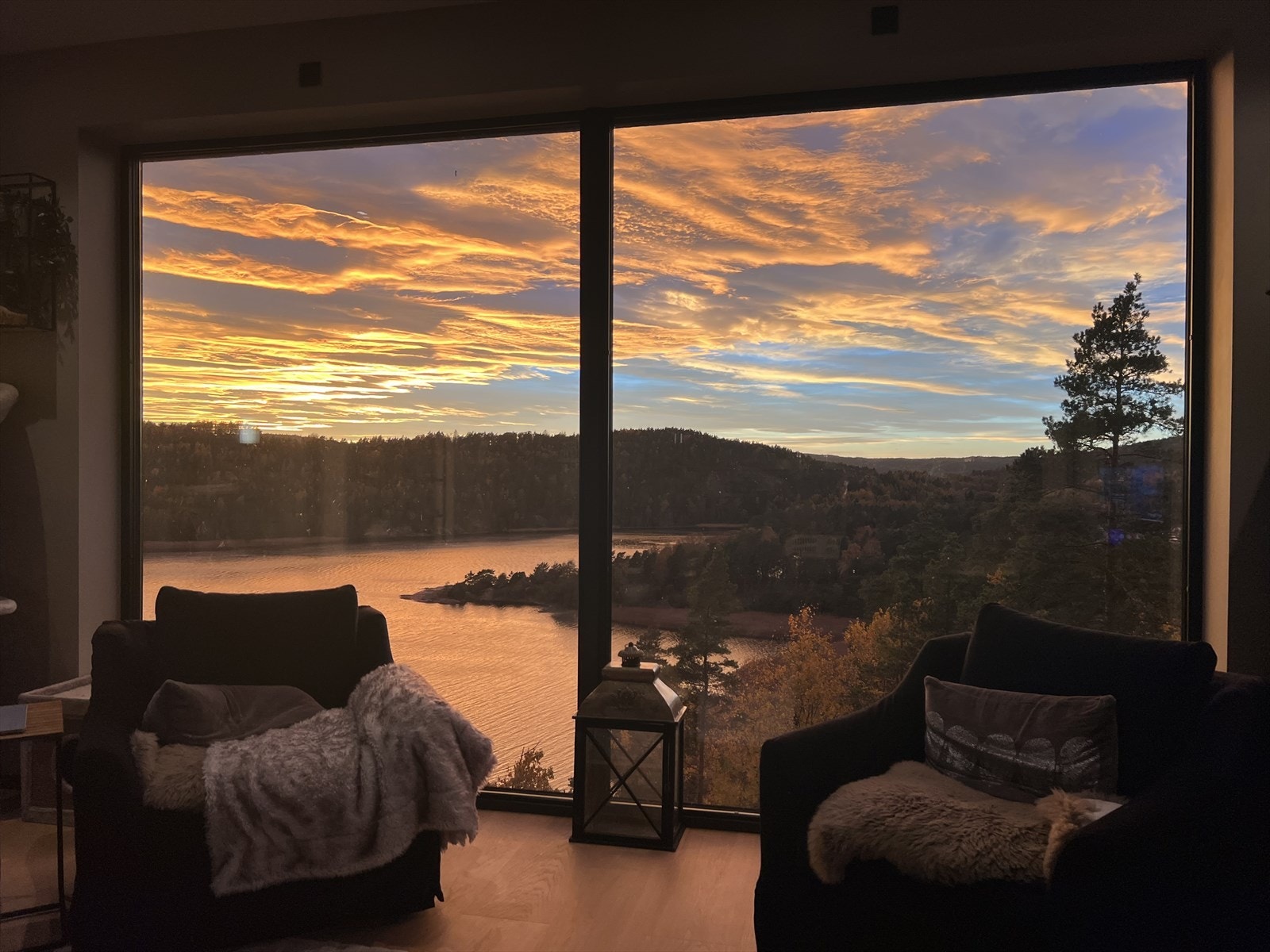 (tatt av selger) Galleribilde