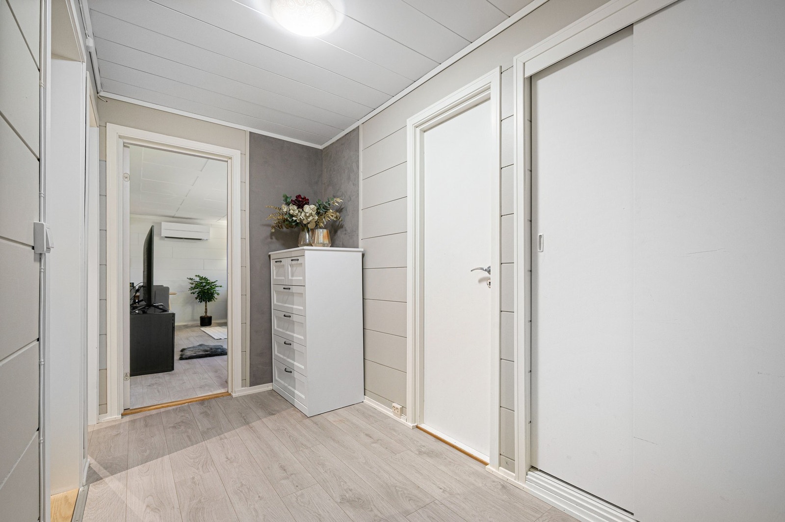 Gang 1.etasje. Galleribilde