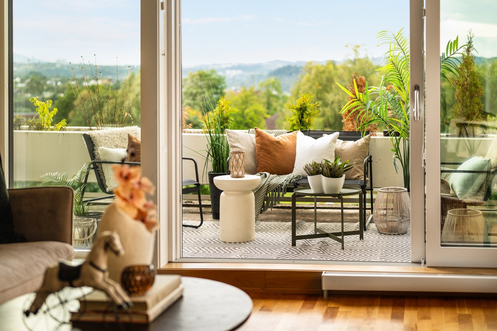 Balkong med utsikt Galleribilde