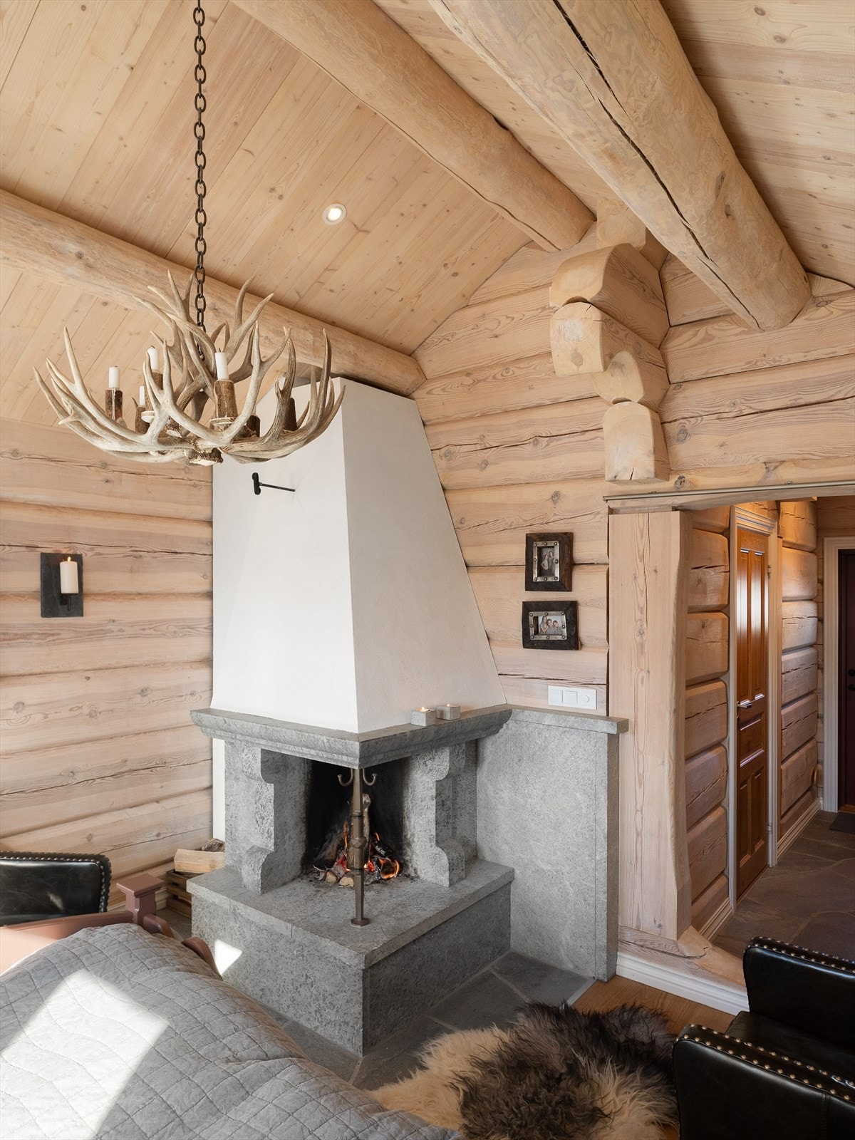 Innredet med soverom, men vil også være ypperlig å bruke som en ekstra stue. Galleribilde