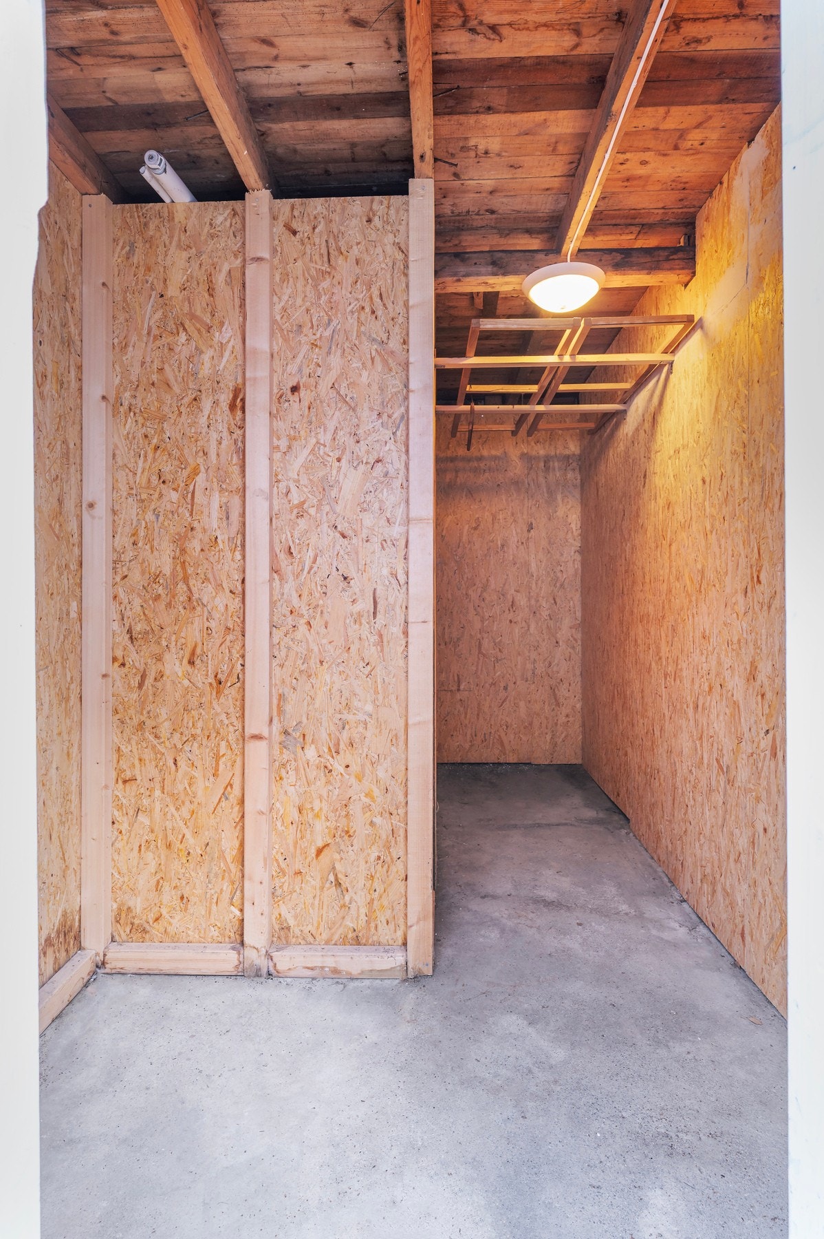 Utvendig bod på ca. 6 m². Galleribilde