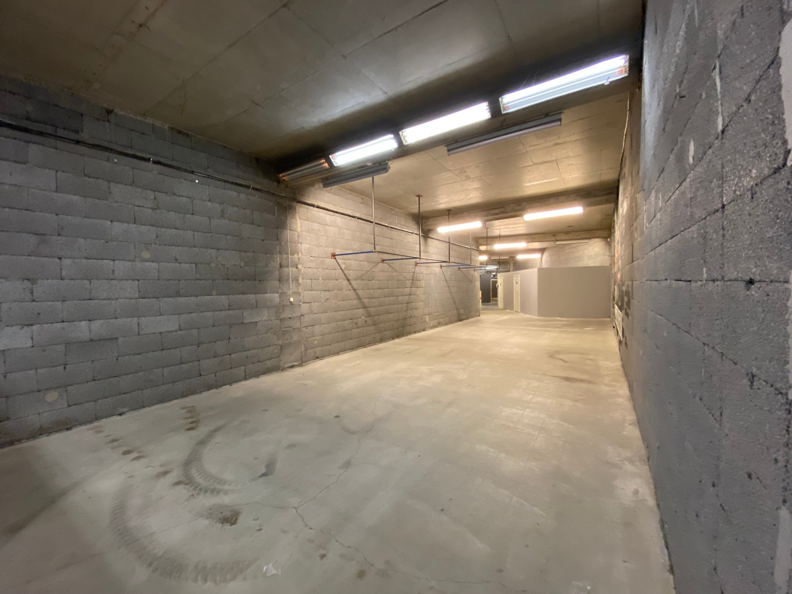 Stort lagerlokalet Galleribilde