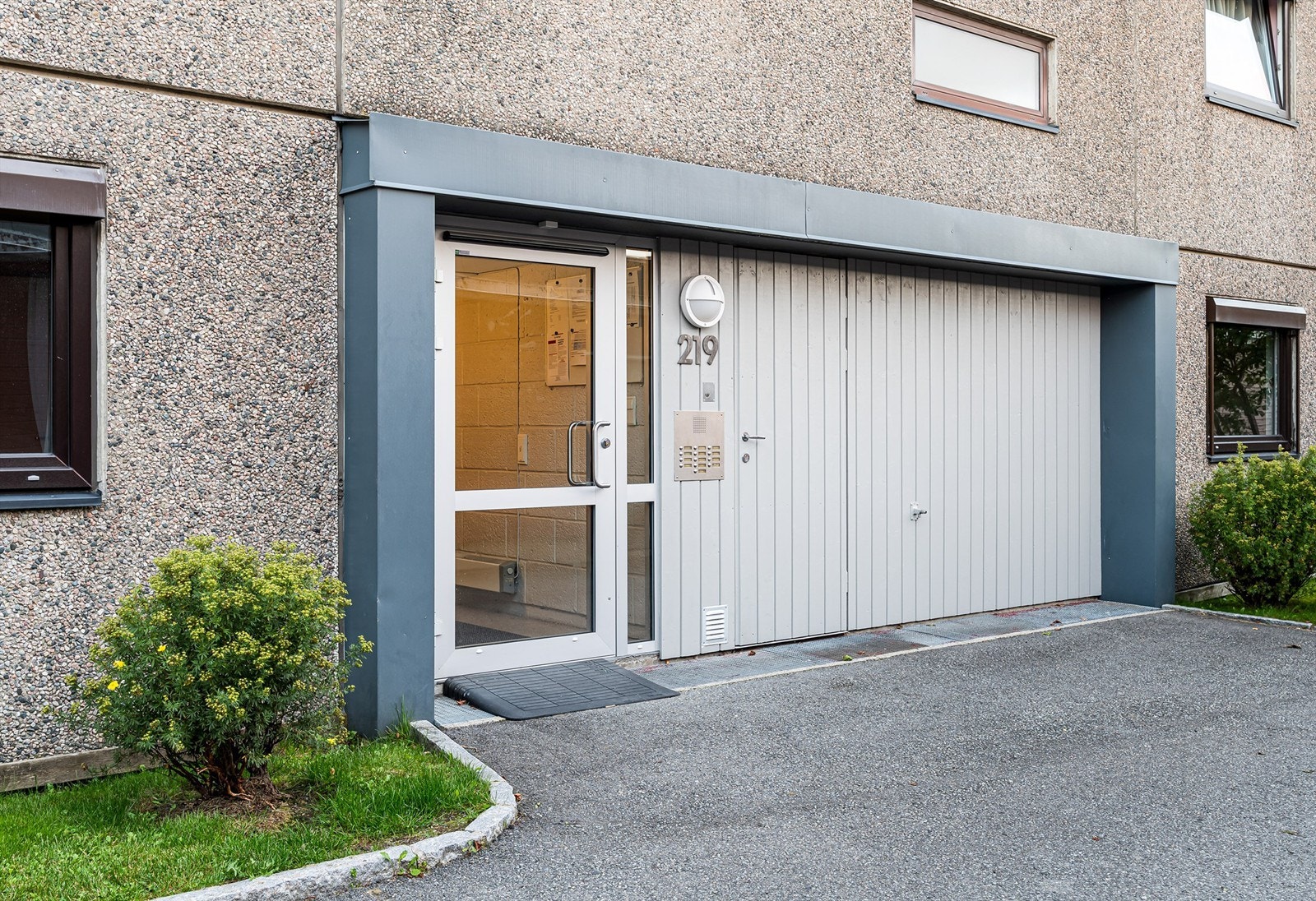 Inngangsparti Galleribilde