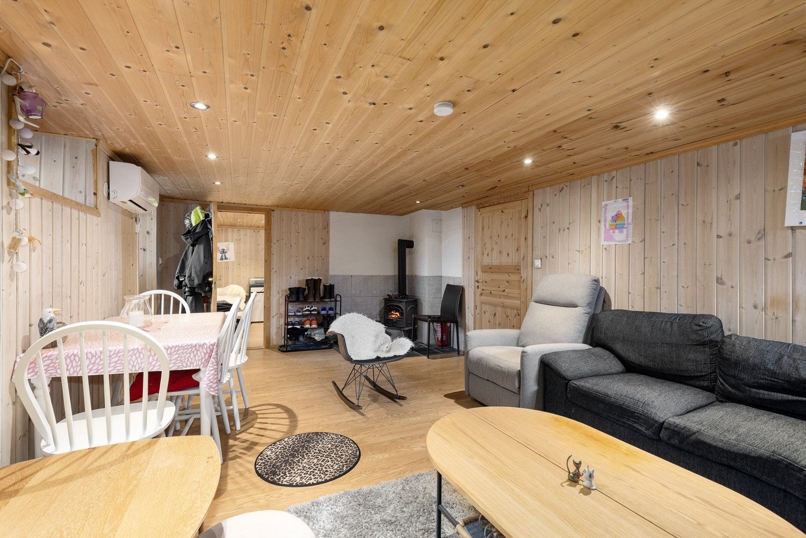 Kjellerstue Galleribilde