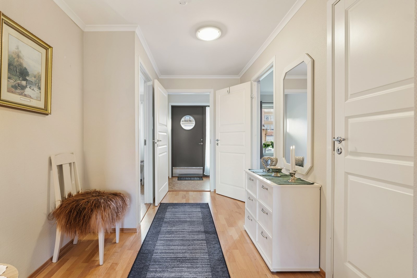 Leiligheten har en smart planløsning. Galleribilde