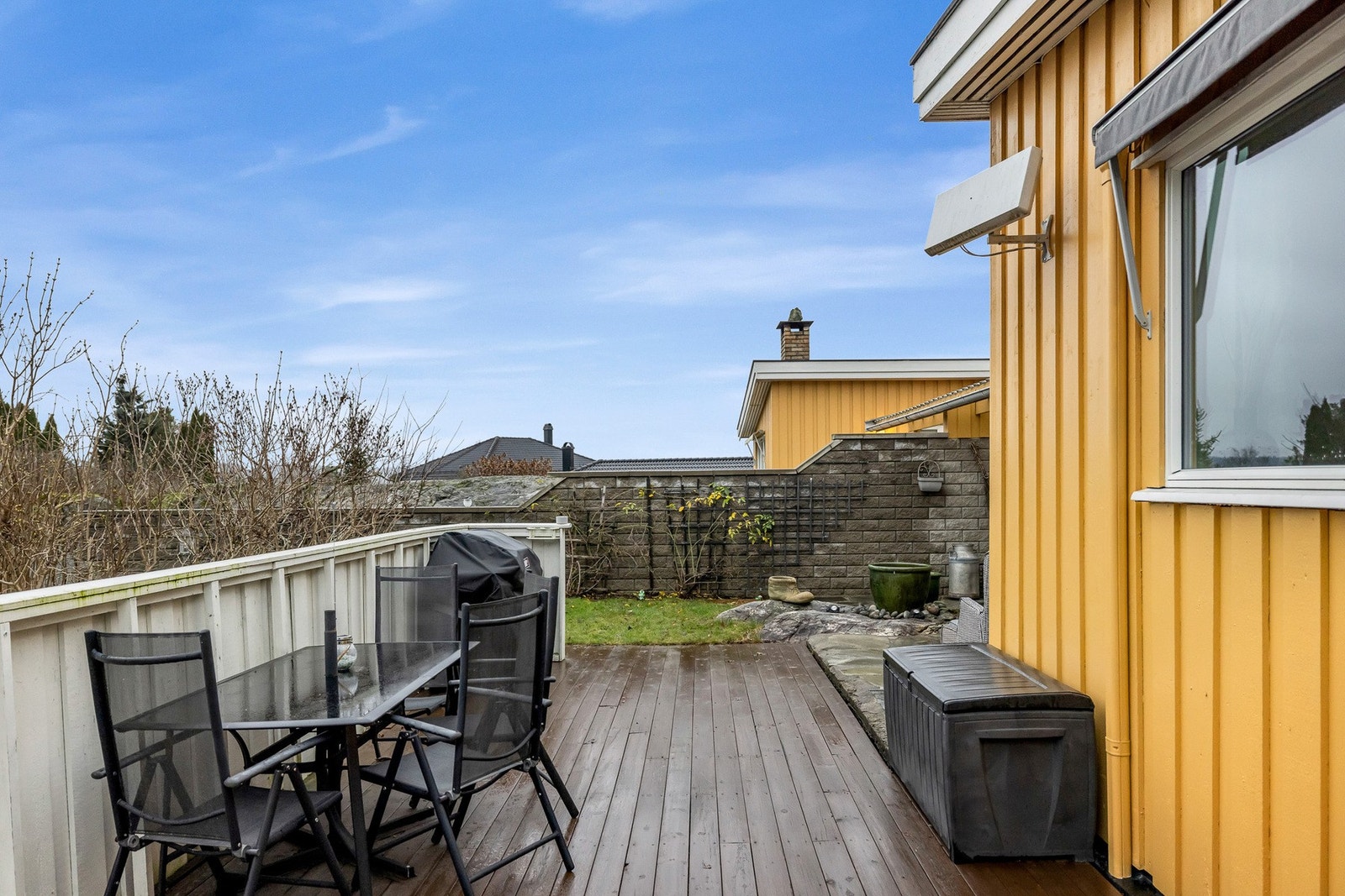 Terrasse. Galleribilde