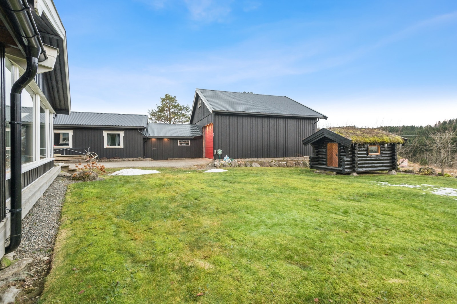 Uteareal Galleribilde