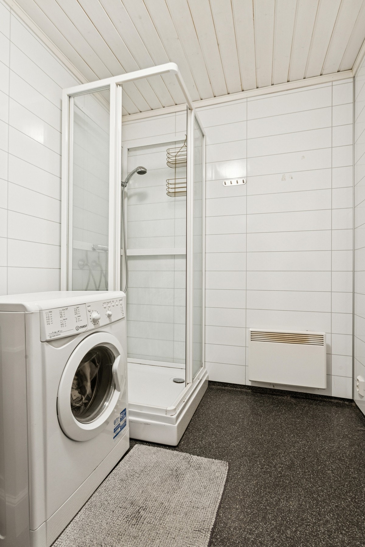 Opplegg til vaskemaskin på baderommet. Galleribilde