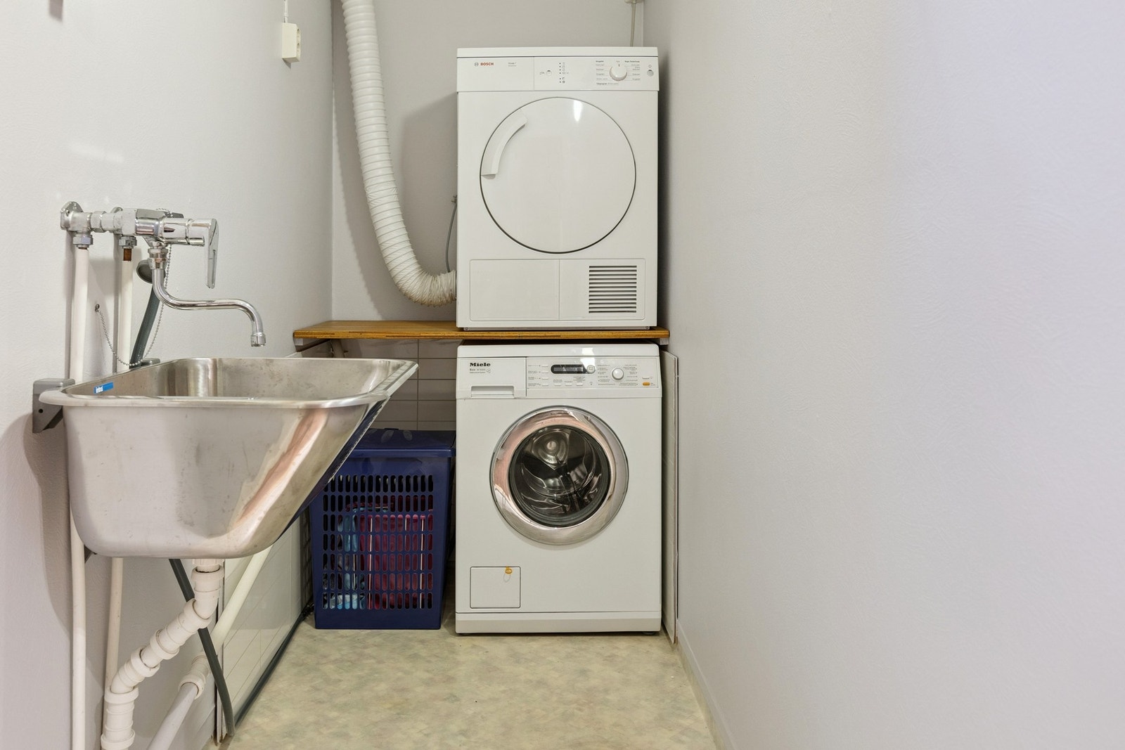 Vaskerom i tilknytning til gang. Galleribilde