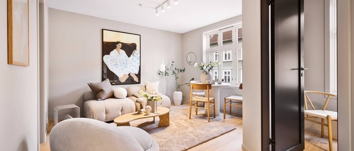 Stuen med 2 vinduer Galleribilde