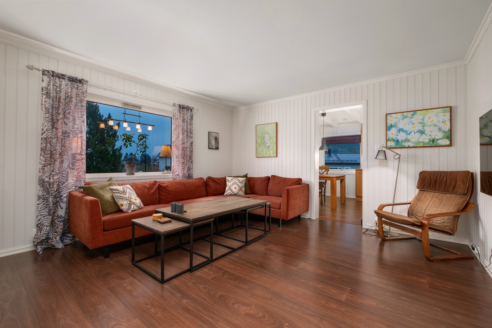 Stue på 15,8 kvm. Galleribilde