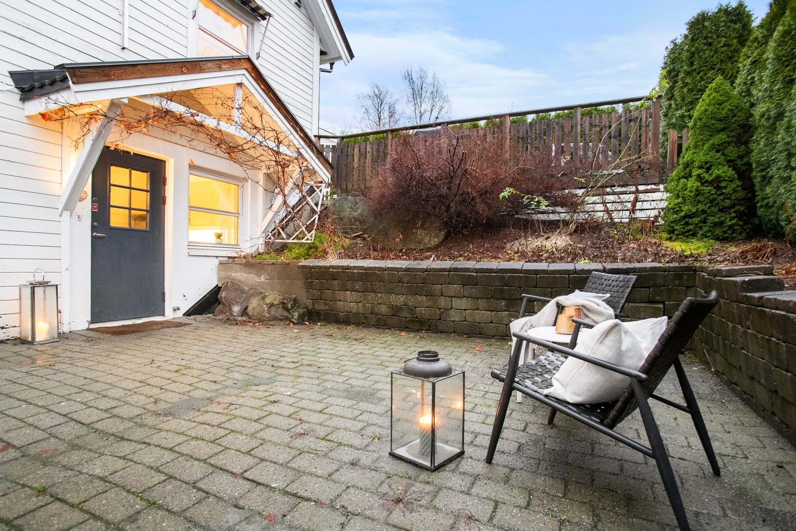 Hyggelig og usjenert uteplass. Galleribilde