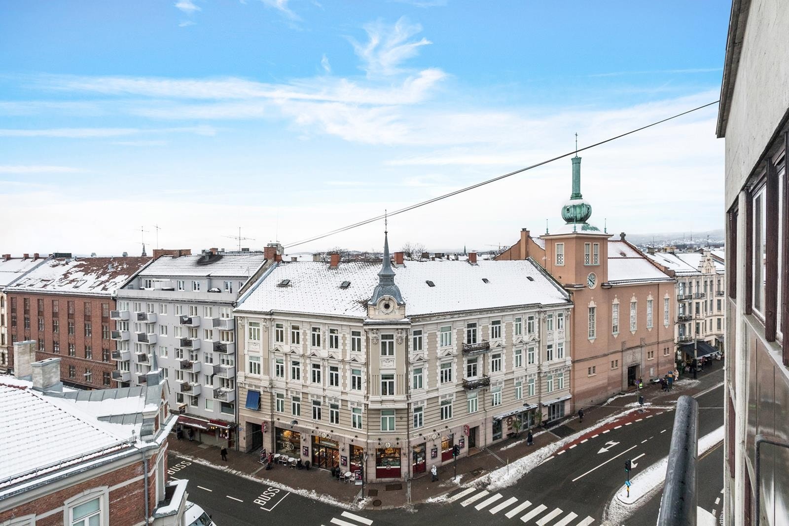 Leiligheten ligger sentralt til i St. Hanshaugen krysset, med alt av servicetilbud i umiddelbar nærhet Galleribilde