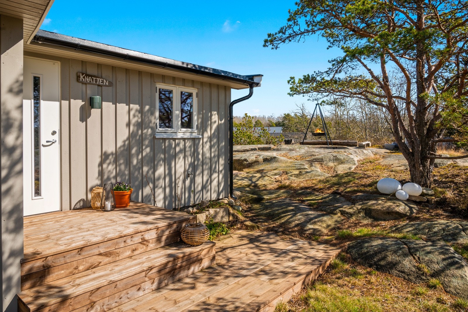 Det er ca 300-500 meter ned til sjøen Galleribilde