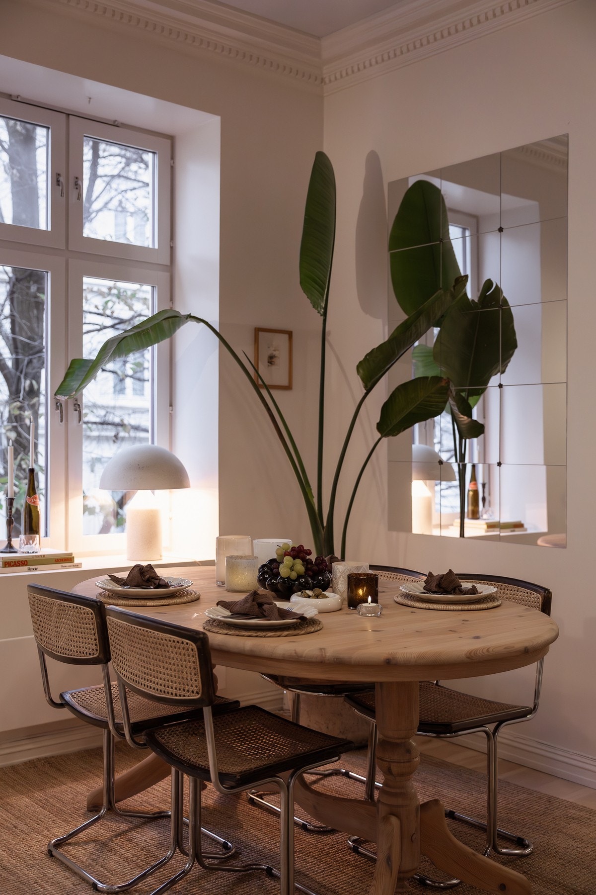 Selger har hatt stor glede av hosting og har fint plass til uttrekkbart bord med plass til opptil 12 personer. Galleribilde