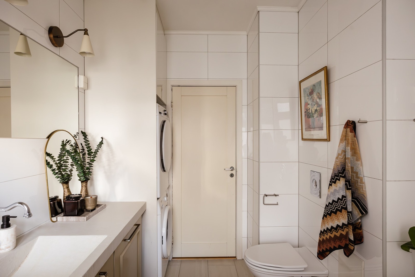 Det er opplegg for vaskemaskin og tørketrommel. Galleribilde