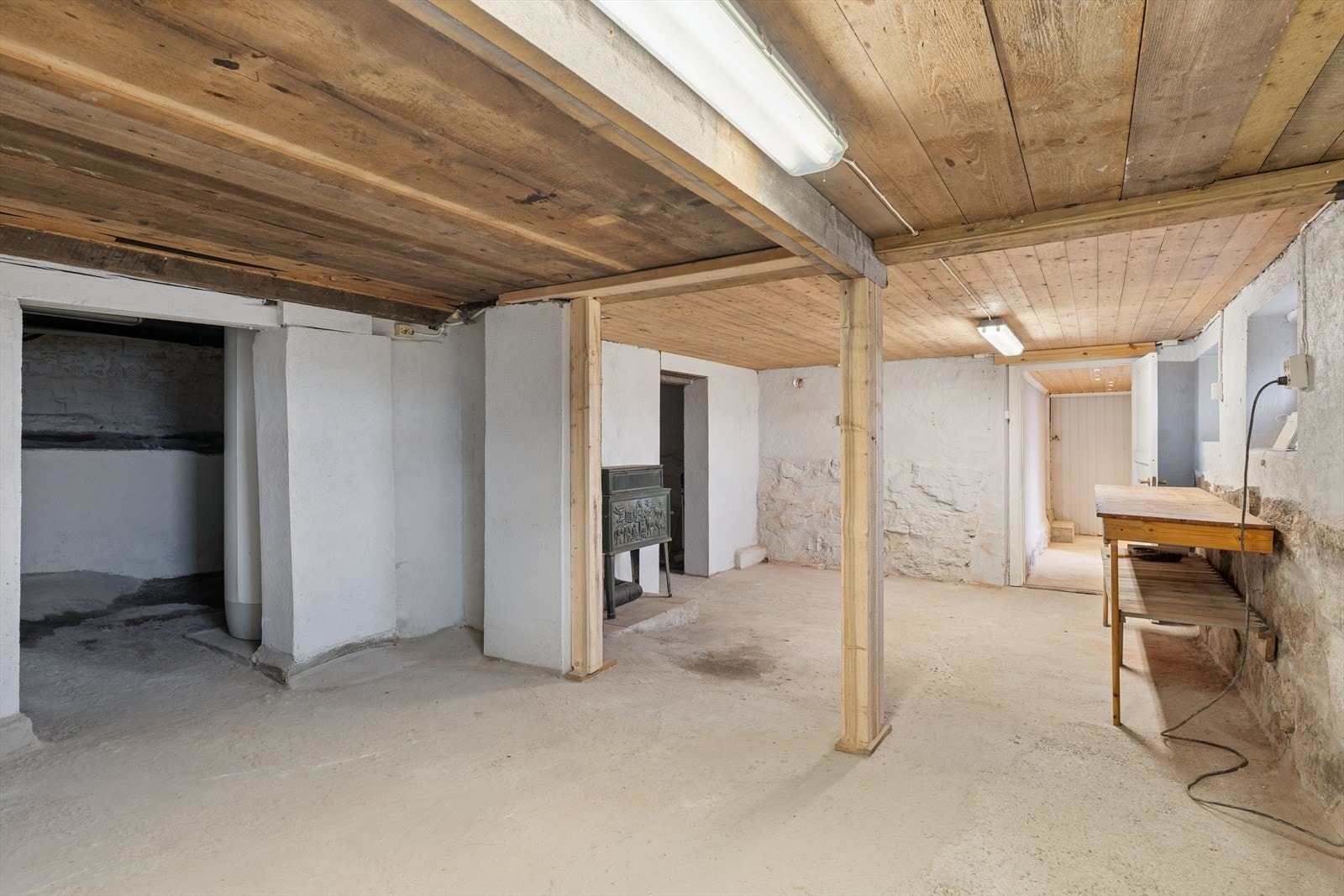 Kjelleren består ellers av grovrom og gir god lagringsplass. Galleribilde