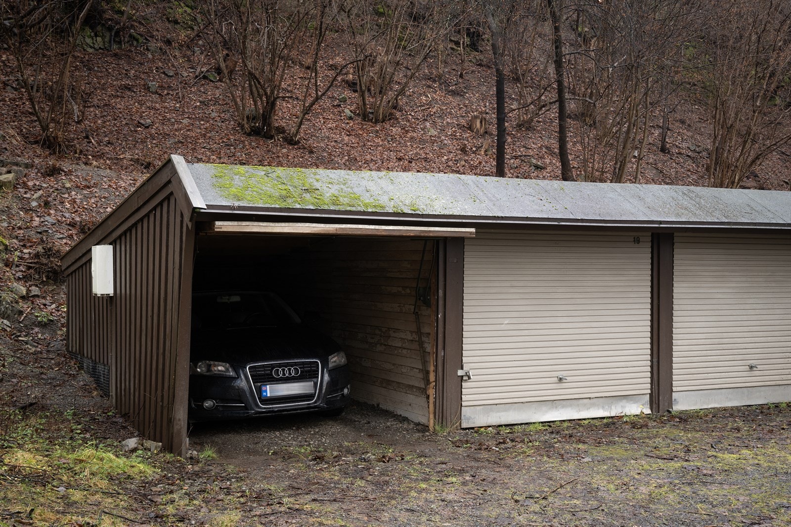 Sameiet har etablert plasser for El-bil infrastruktur inklusiv ladestolper for rotasjon blant beboere som har behov for å lade. Søknad om plass sendes til styret Galleribilde