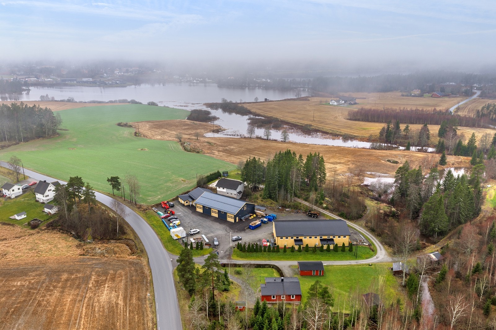 Nærhet til landlige omgivelser og skog gir rolig atmosfære. Galleribilde