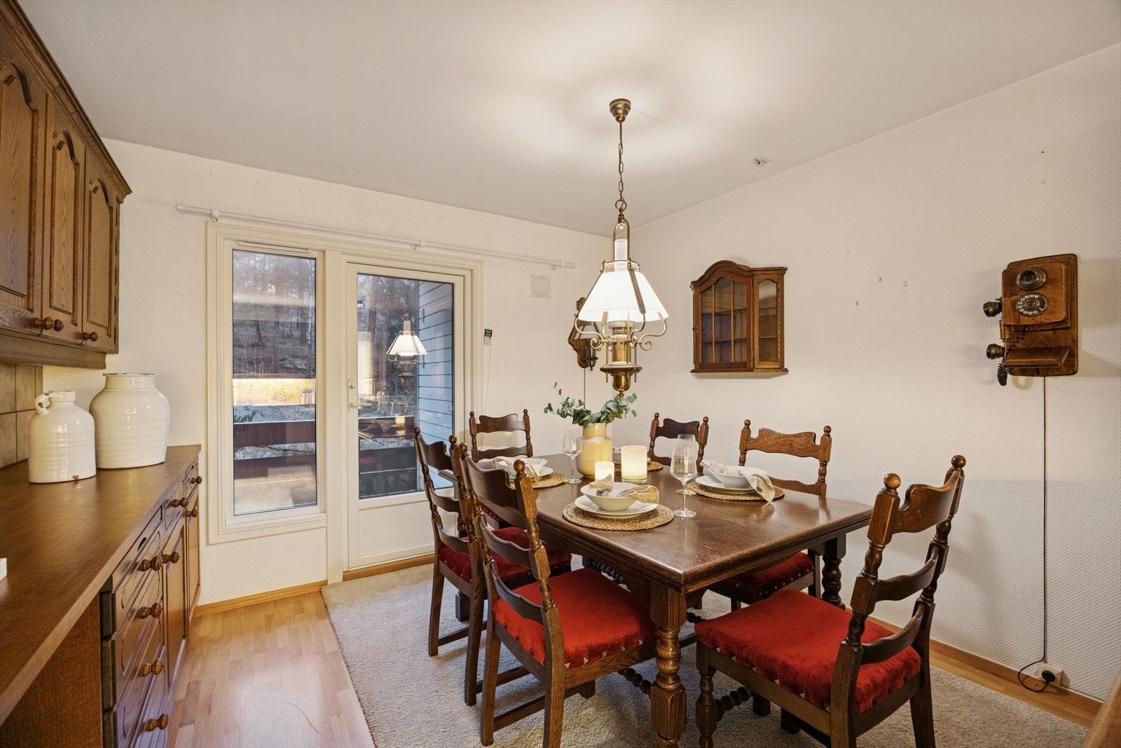 Kjøkken/spisestue med utgang til østvendt balkong Galleribilde