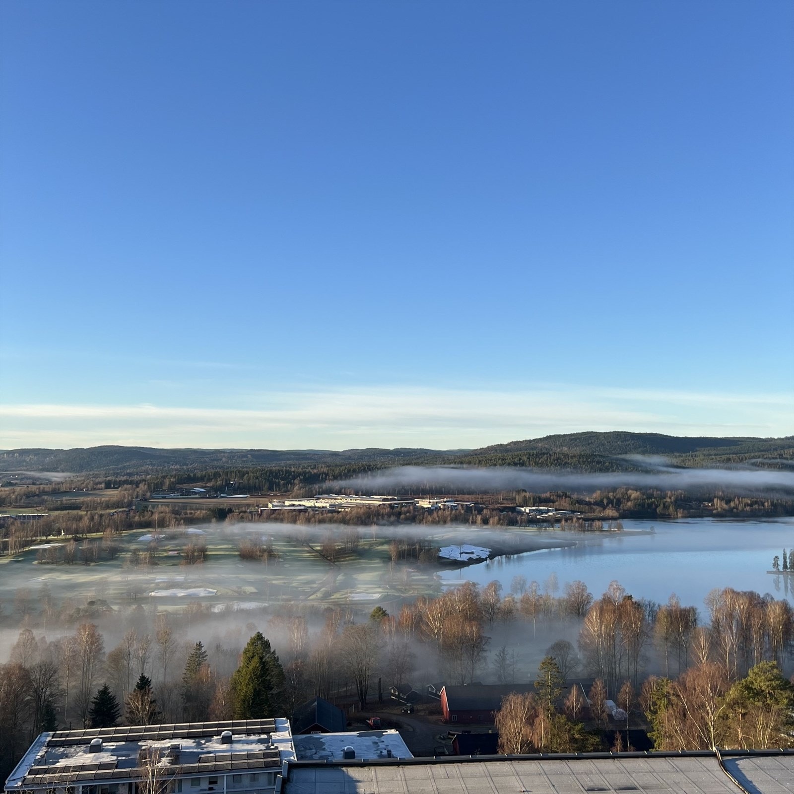 Her bor du høyt og usjenert til med en fantastisk panoramautsikt Galleribilde