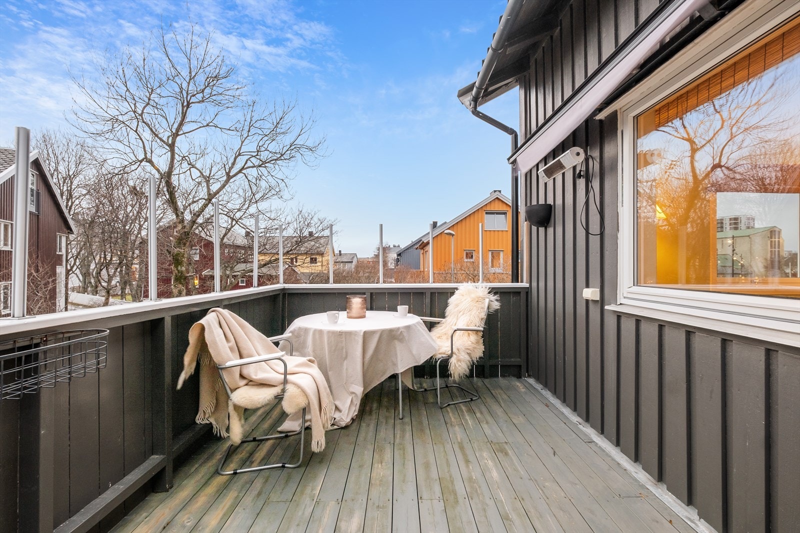 Her er det god plass for utemøblement. Galleribilde