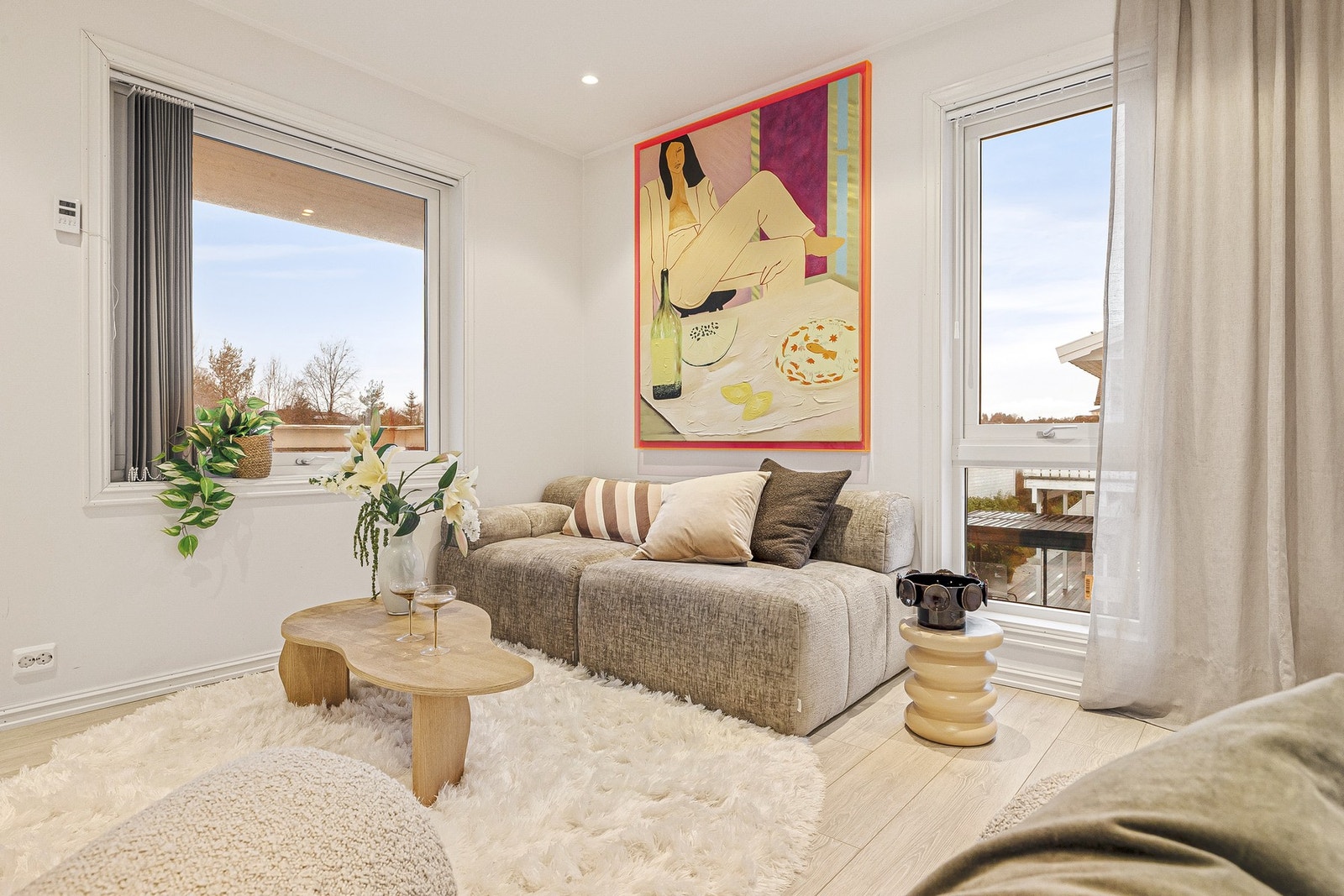 Leiligheten har gjennomgående moderne standard og svært praktisk planløsning Galleribilde