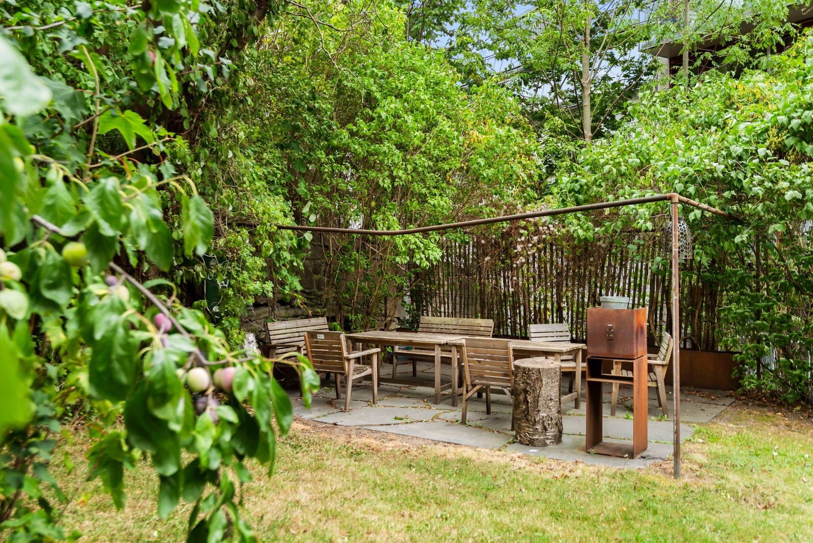 Sameiet har felles vaskeri i kjelleren og låsbar sykkebod ved inngangen til bygget. Galleribilde