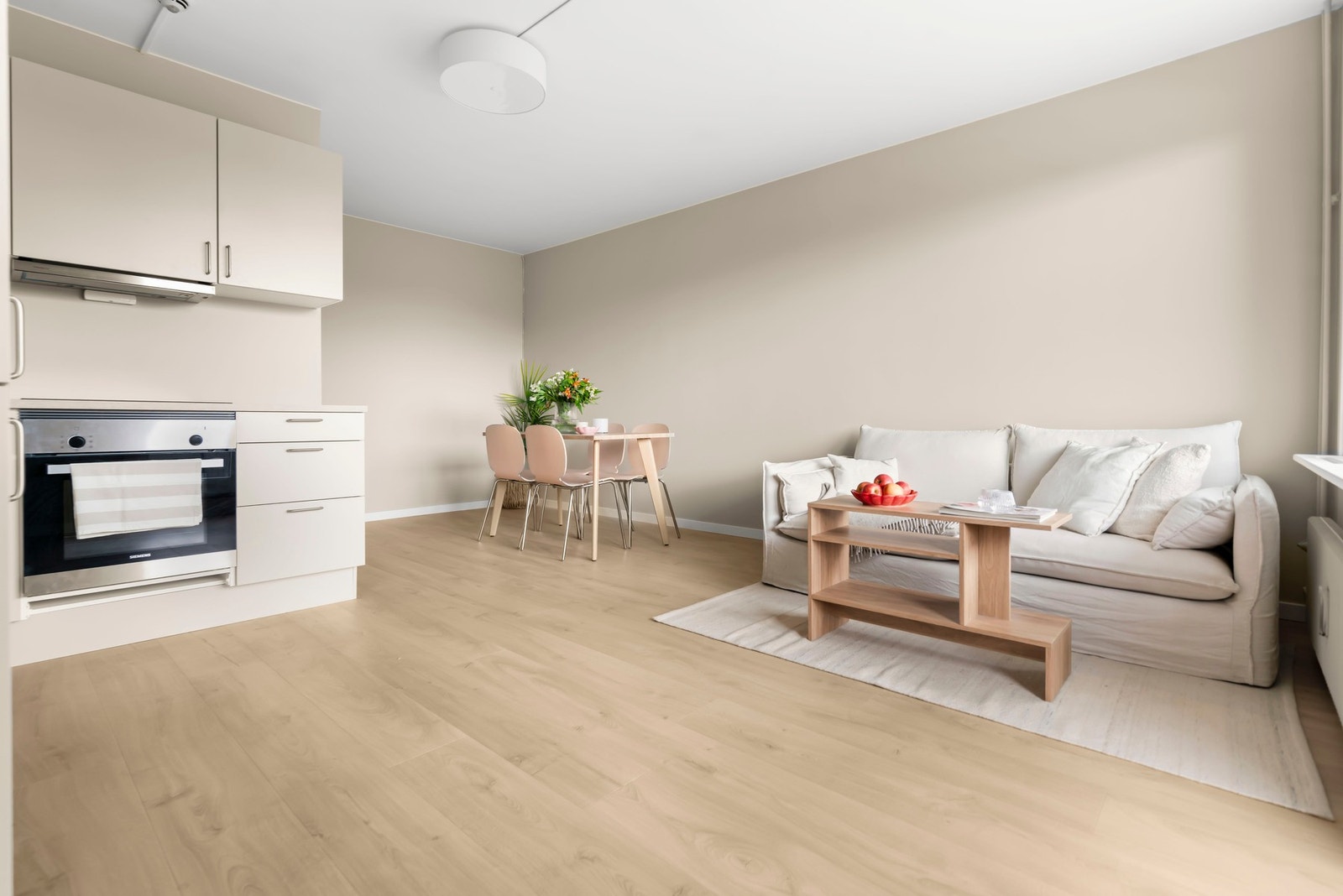 Varmtvann, fyring og internett inkludert gir god forutsetning for lave strømkostnader. Galleribilde