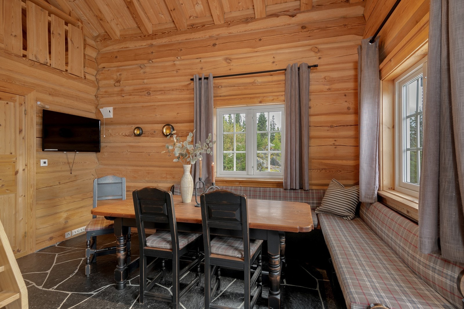 Annekset er et praktisk bygg som gir ekstra plass til storfamilien eller gjester. Galleribilde