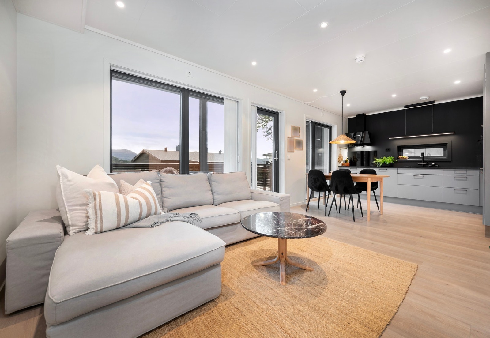 EiendomsMegler 1 har gleden av å presentere Sagatun 1D! Foto: Jc Eiendomsfoto (John Colbensen). Galleribilde