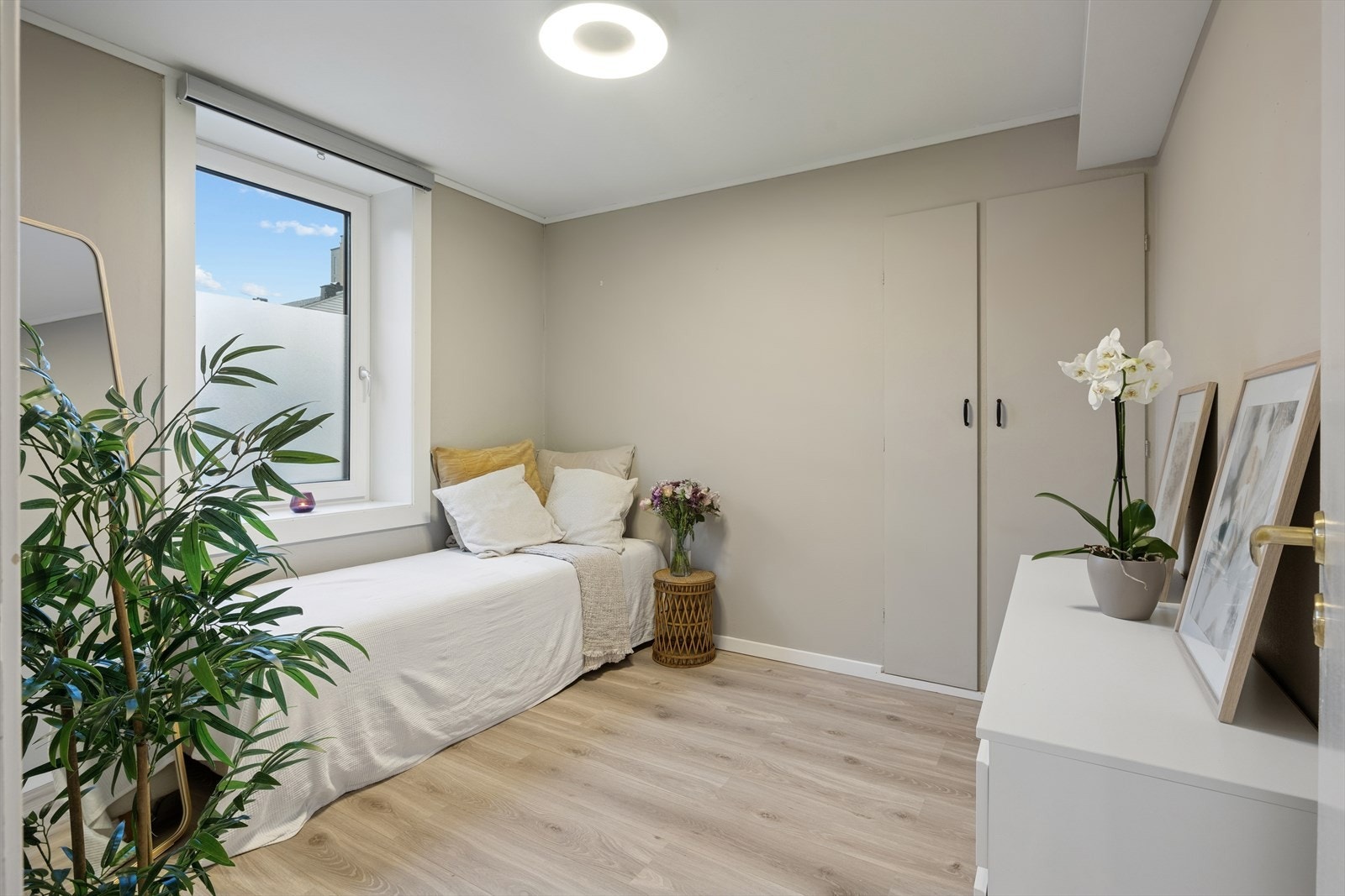 Soverom 2 er noe mindre, men like fullt godt. Galleribilde